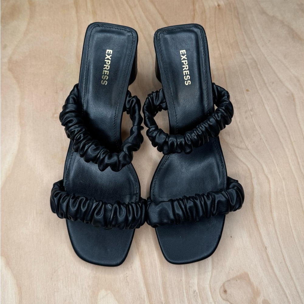 Express Ruched Double Band Block Heel Sandals Black Size 8 Slip On Heeled